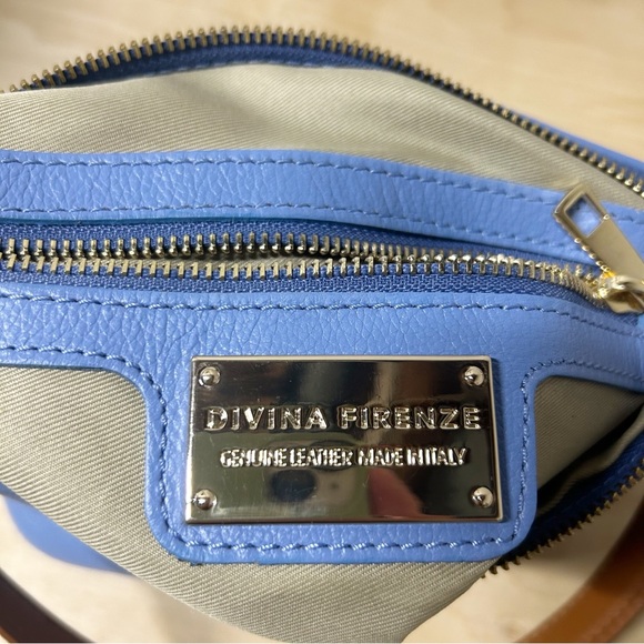 Divina Firenze Blue Genuine Italian Leather Shoulder Bag 3 Zip Compartments - Picture 9 of 12